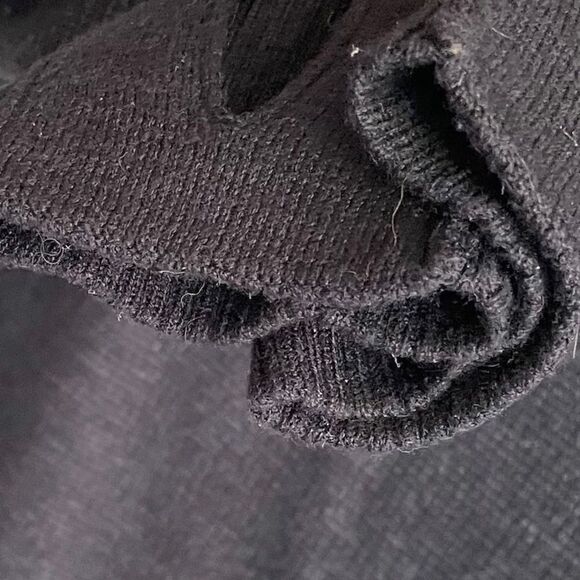 LULULEMON Cashmere Wool Reversible Scoop Neck Long Sleeve Sweater Black Grey 4 - Picture 6 of 15